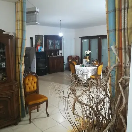 Linda Nocleg ze śniadaniem