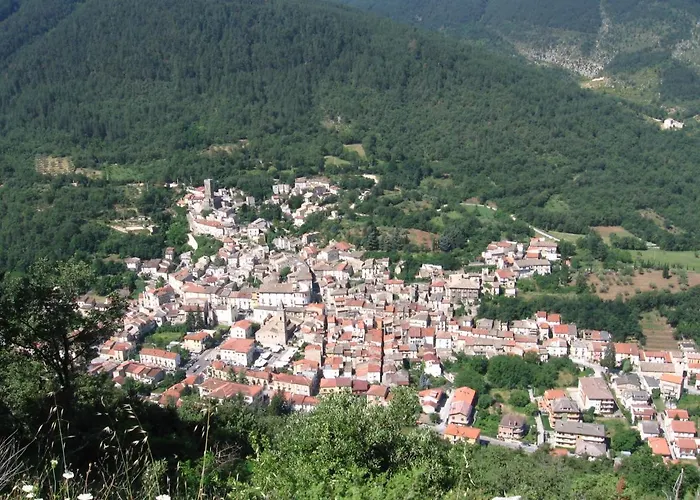 ベッド・アンド・ブレックファスト Linda スルモナ