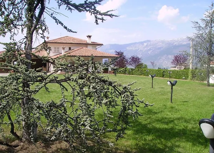 ベッド・アンド・ブレックファスト Linda 3*